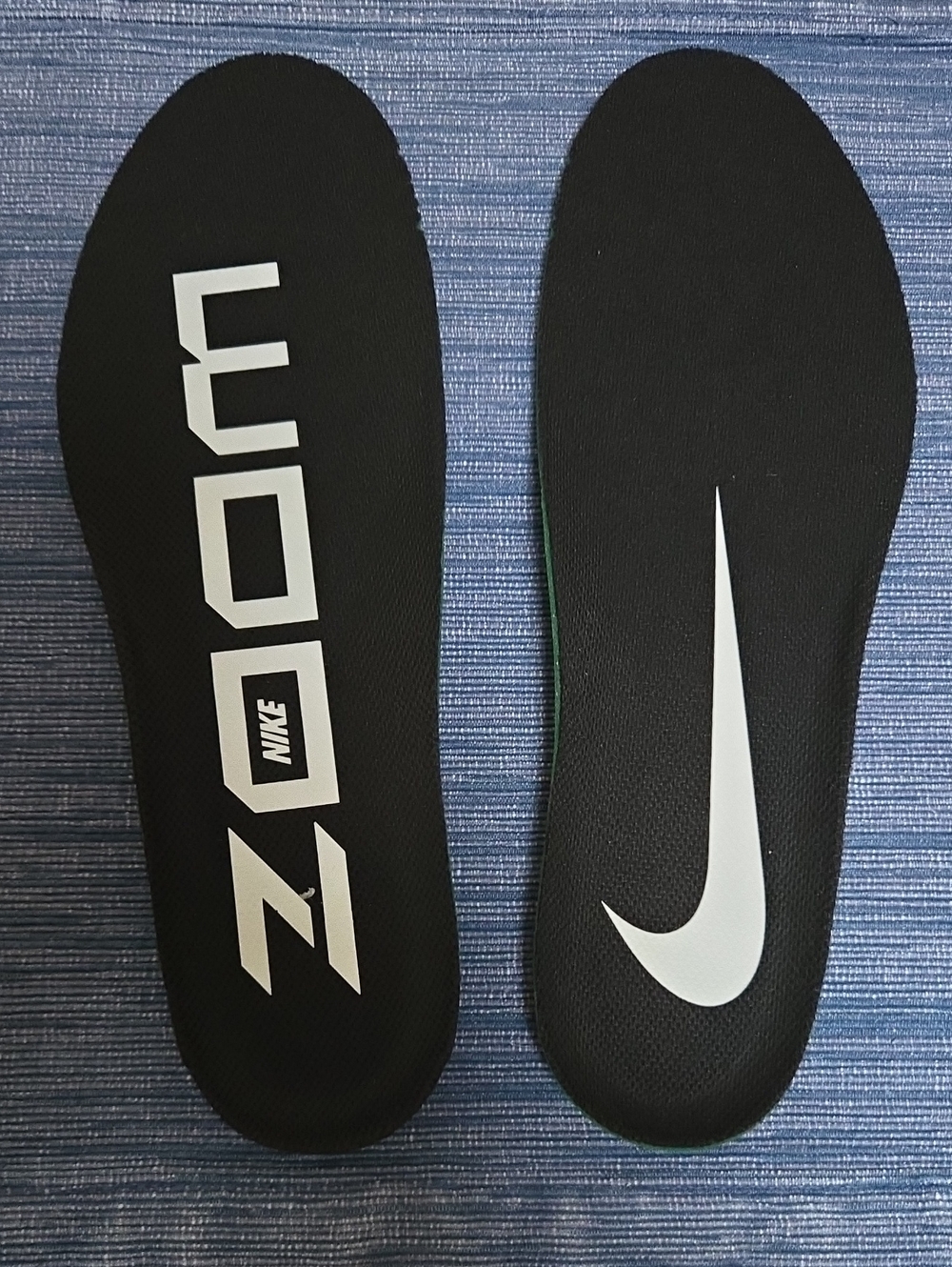 NIKE "Air Zoom" Black & White Insoles